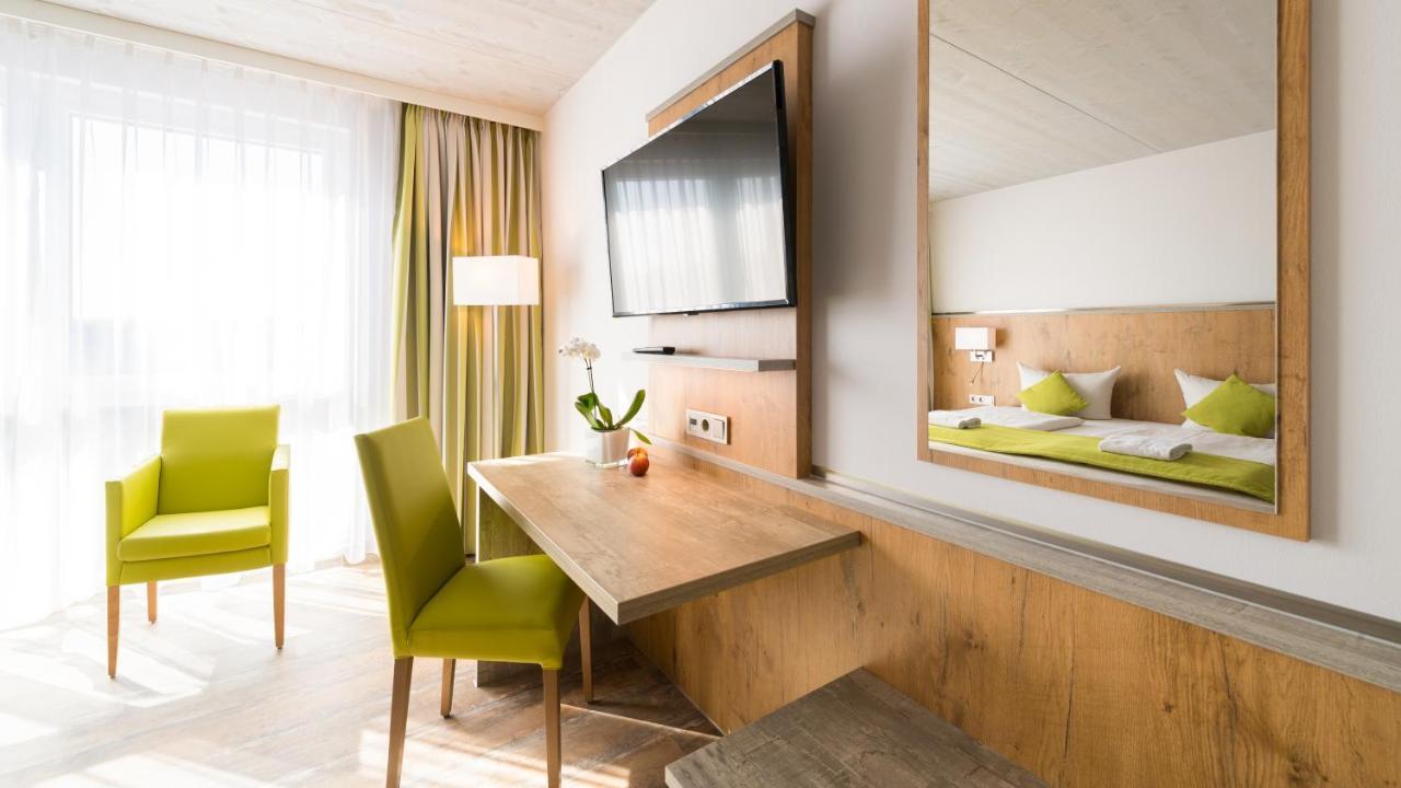 Oho Rooms Herrenberg Digital Access Only Гойфельден Экстерьер фото